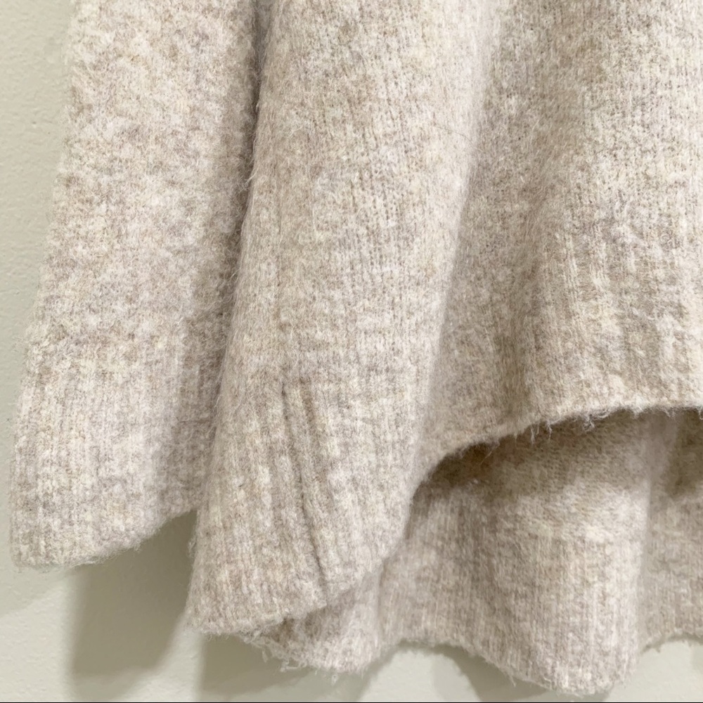 Zara Knit Sweater.Cream.Long Sleeves.Scoop Neck.L - Picture 3 of 7
